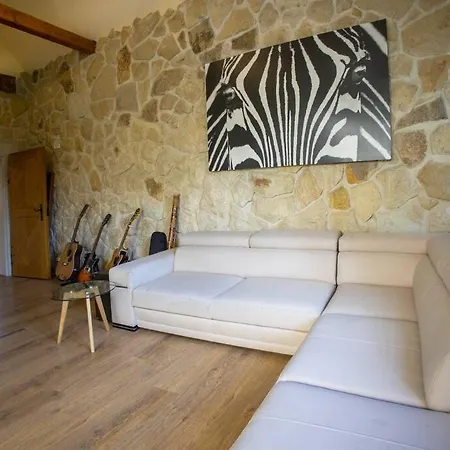 ヴィラ 7 Bedroom Secluded Close To Prague Říčany