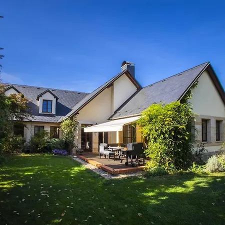7 Bedroom Secluded Close To Prague Villa Ricany (Central Bohemian)