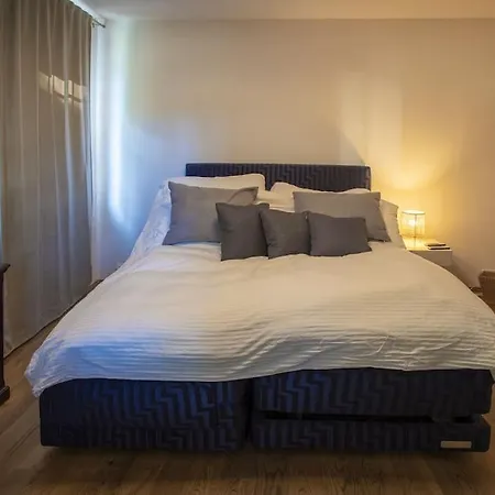 7 Bedroom Secluded Close To Prague Ricany (Central Bohemian)