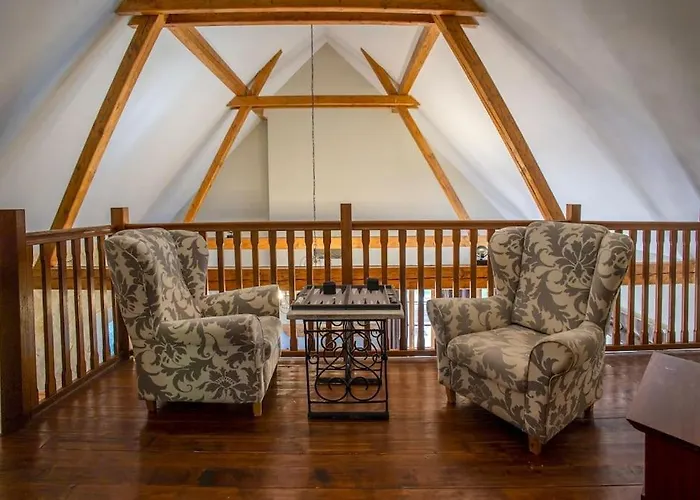 7 Bedroom Secluded Close To Prague Ricany (Central Bohemian)