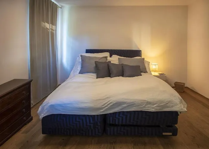 7 Bedroom Secluded Close To Prague Ricany (Central Bohemian)