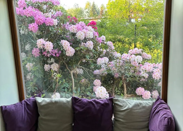 7 Bedroom Secluded Close To Prague Villa Ricany (Central Bohemian)
